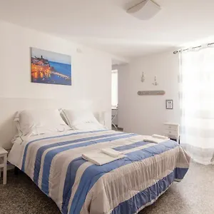  Gasthuis Ludovica Flat